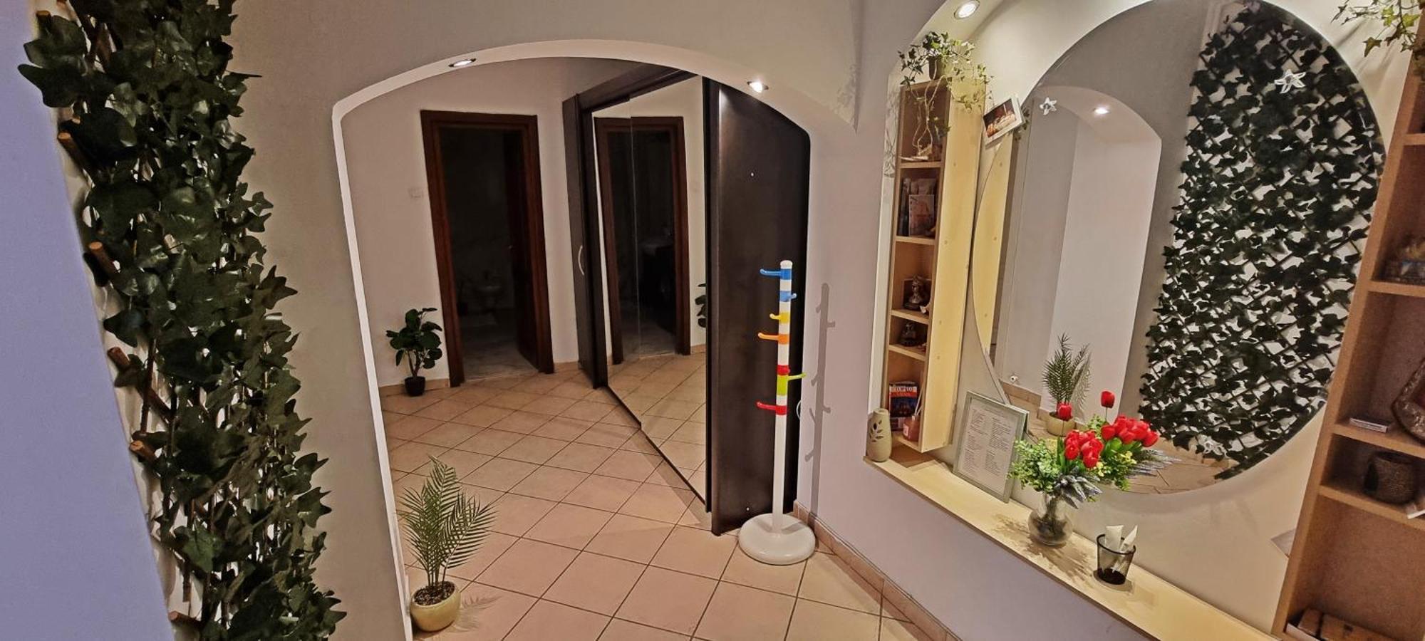 יאשי City Center Privat-Sauna Familyconcept מראה חיצוני תמונה